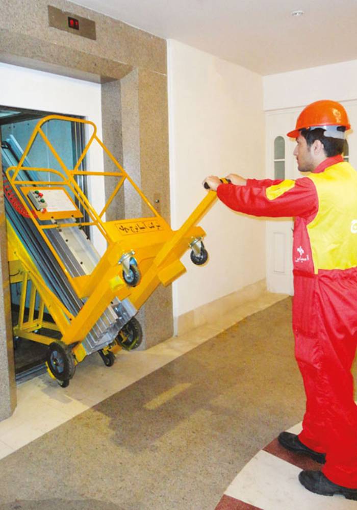 بالابر نفربر الکتروهیدرولیکی تک دکله با چرخ کارگاهی مدل EHS - تصویر 4